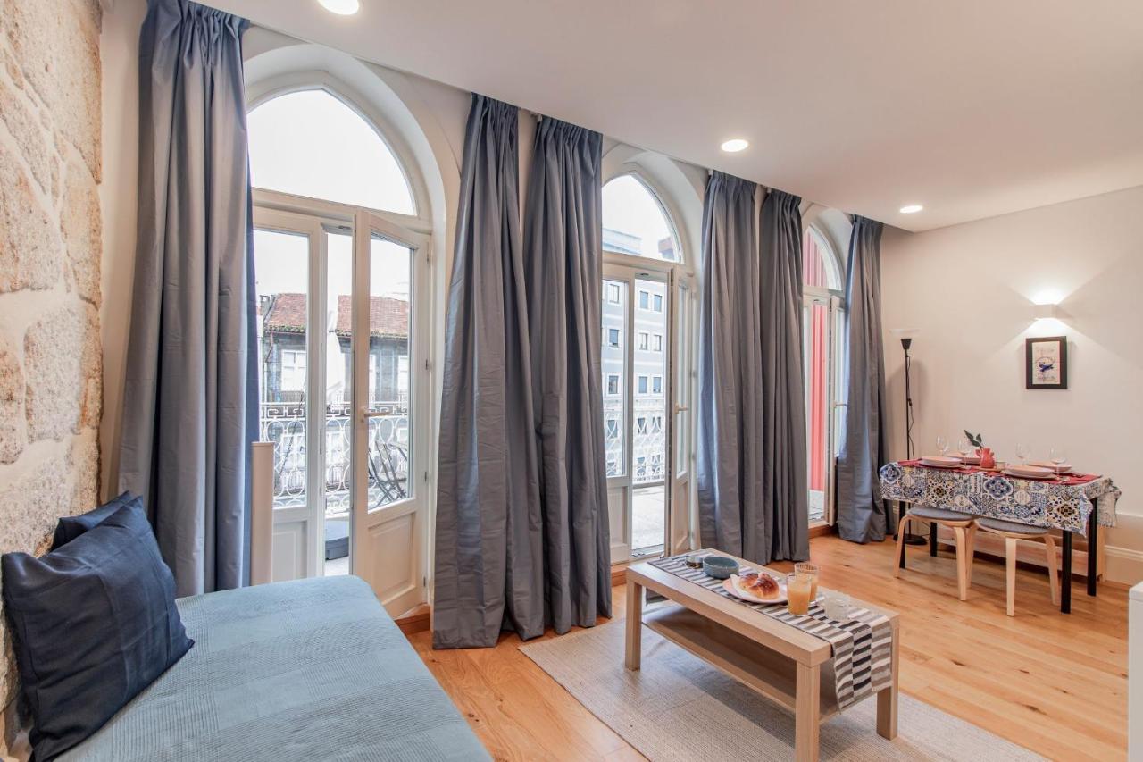Sweet Studio Apartment W/ Big Balcony By Lovelystay Porto Exterior foto