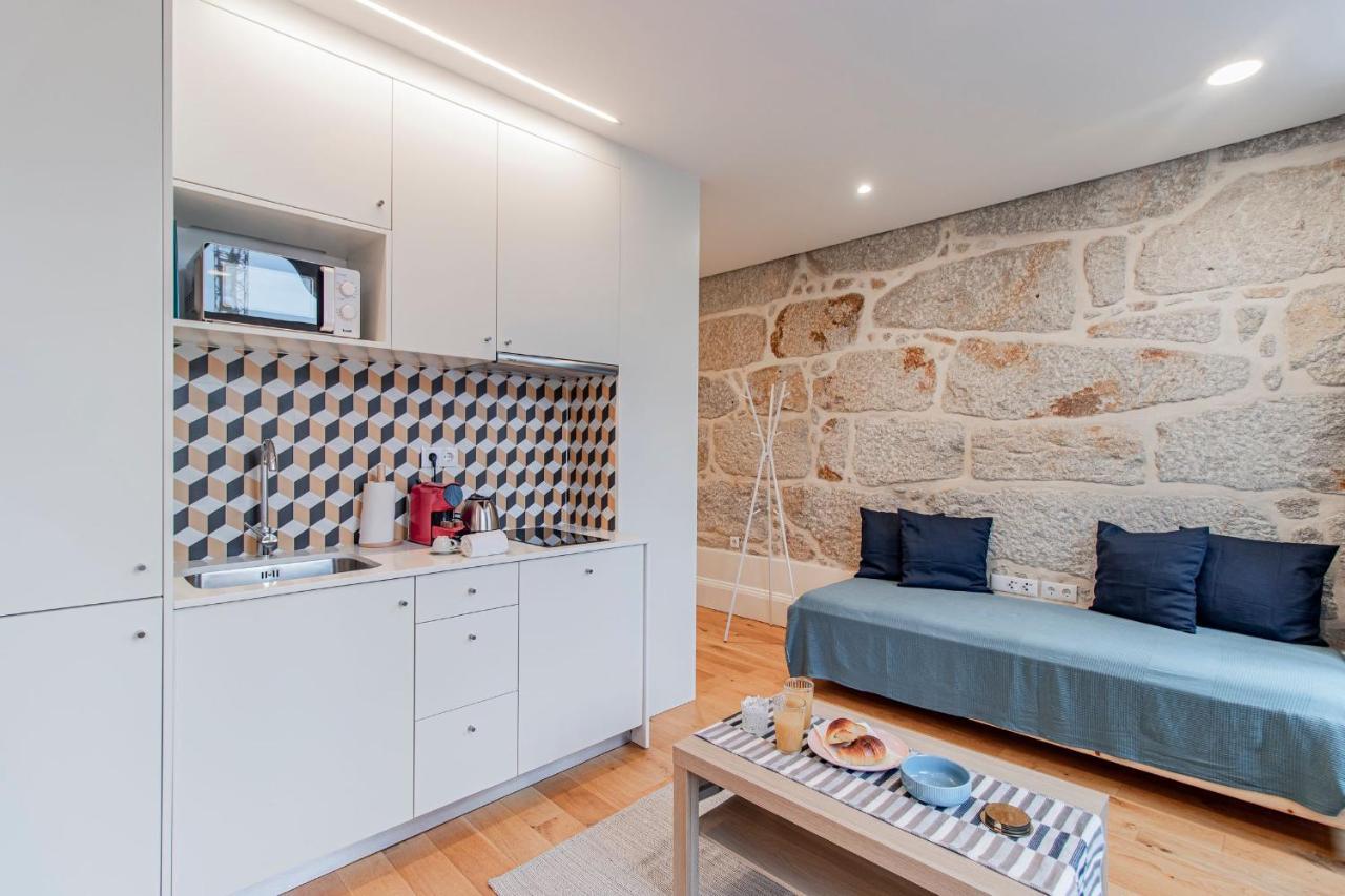 Sweet Studio Apartment W/ Big Balcony By Lovelystay Porto Exterior foto