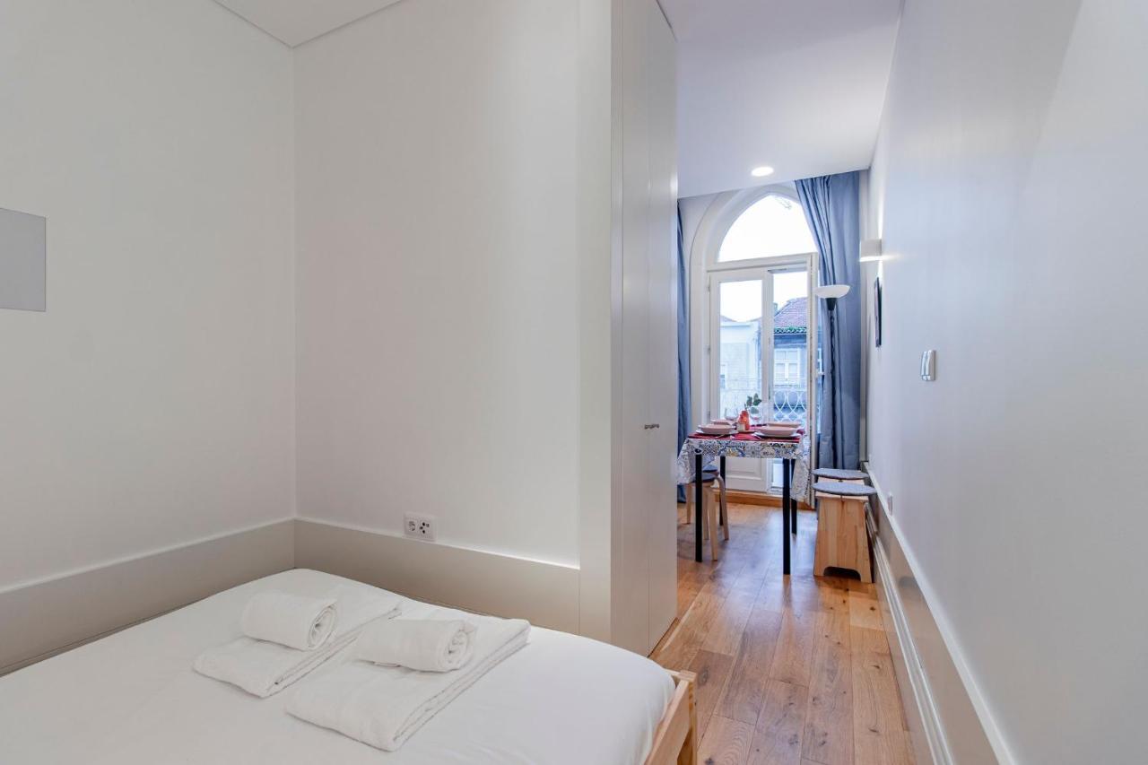 Sweet Studio Apartment W/ Big Balcony By Lovelystay Porto Exterior foto