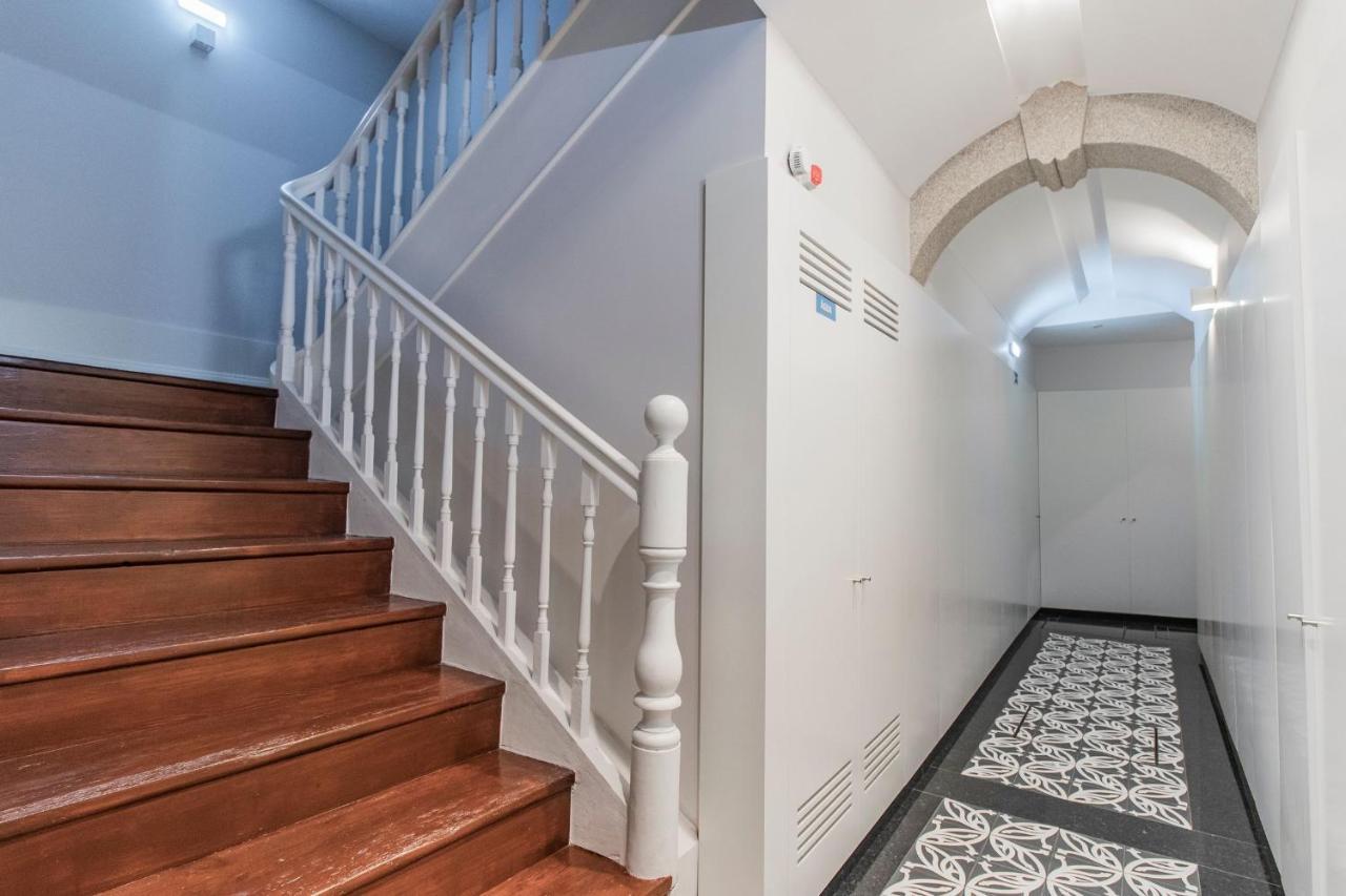Sweet Studio Apartment W/ Big Balcony By Lovelystay Porto Exterior foto