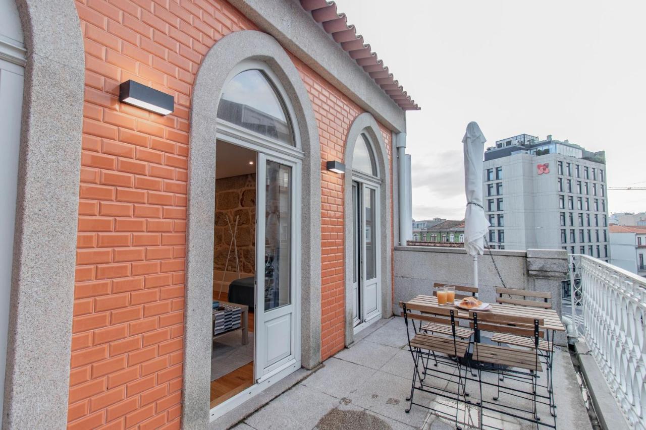 Sweet Studio Apartment W/ Big Balcony By Lovelystay Porto Exterior foto